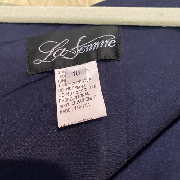 La Femme Surplice Off the Shoulder Column Gown - Picture 5 of 8